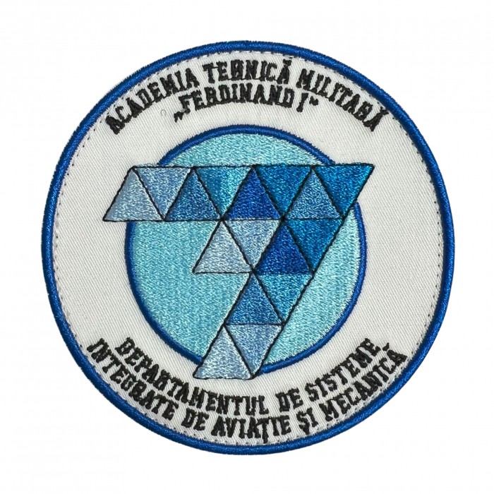 Emblema brodată pentru Academia Tehnică Militară Ferdinand I - Departamentul B2, fundal alb cu contur albastru, aplicare cu scai